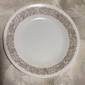Woodland Brown Corelle plate by Corning